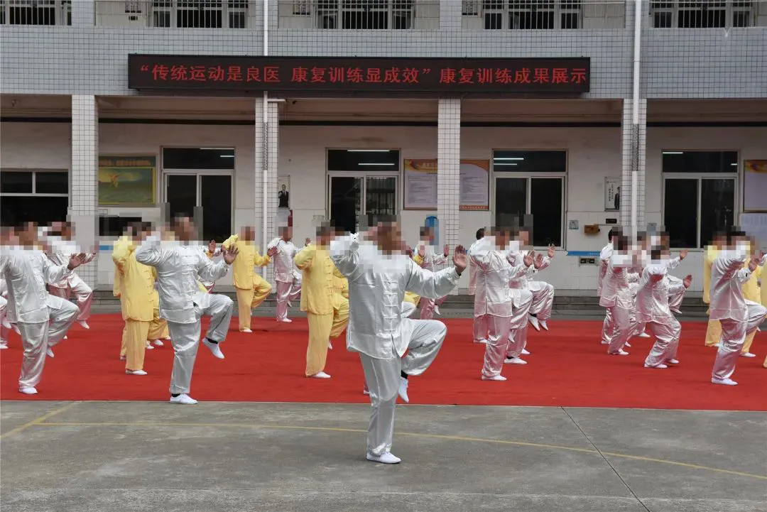 怎样制作一份图文并茂的篮球规则指南?_2